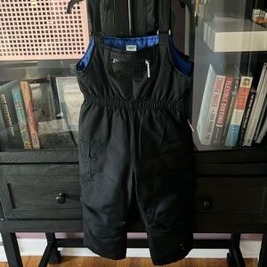 Old Navy Size 3T snowpants